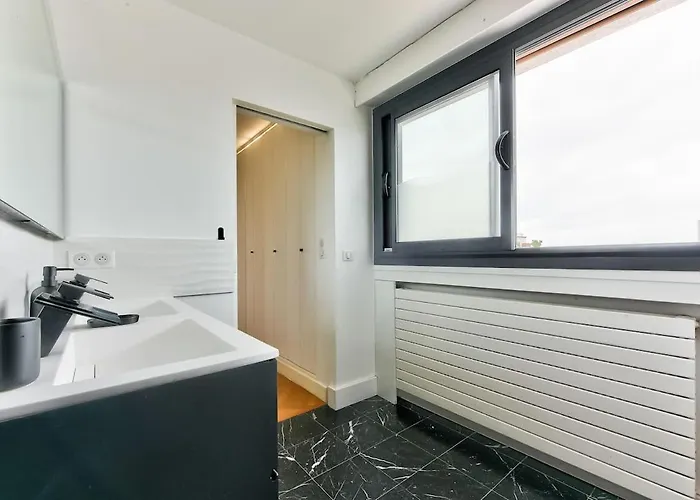 Splendide Terrasse Avec Vue Tour Eiffel Appartement